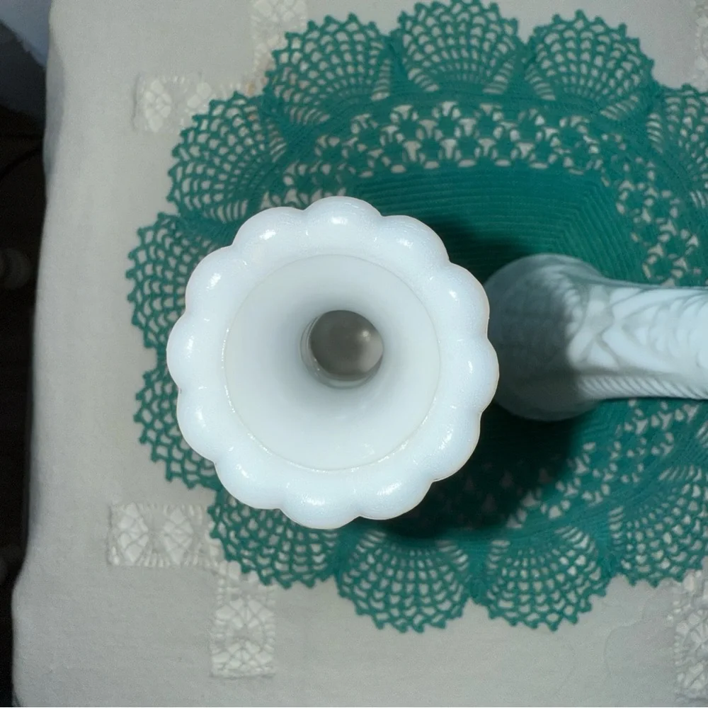 Vintage Hobnail Geometric Diamond Cut Elegant White Milk Glass Vases set of 2 - Picture 8 of 9